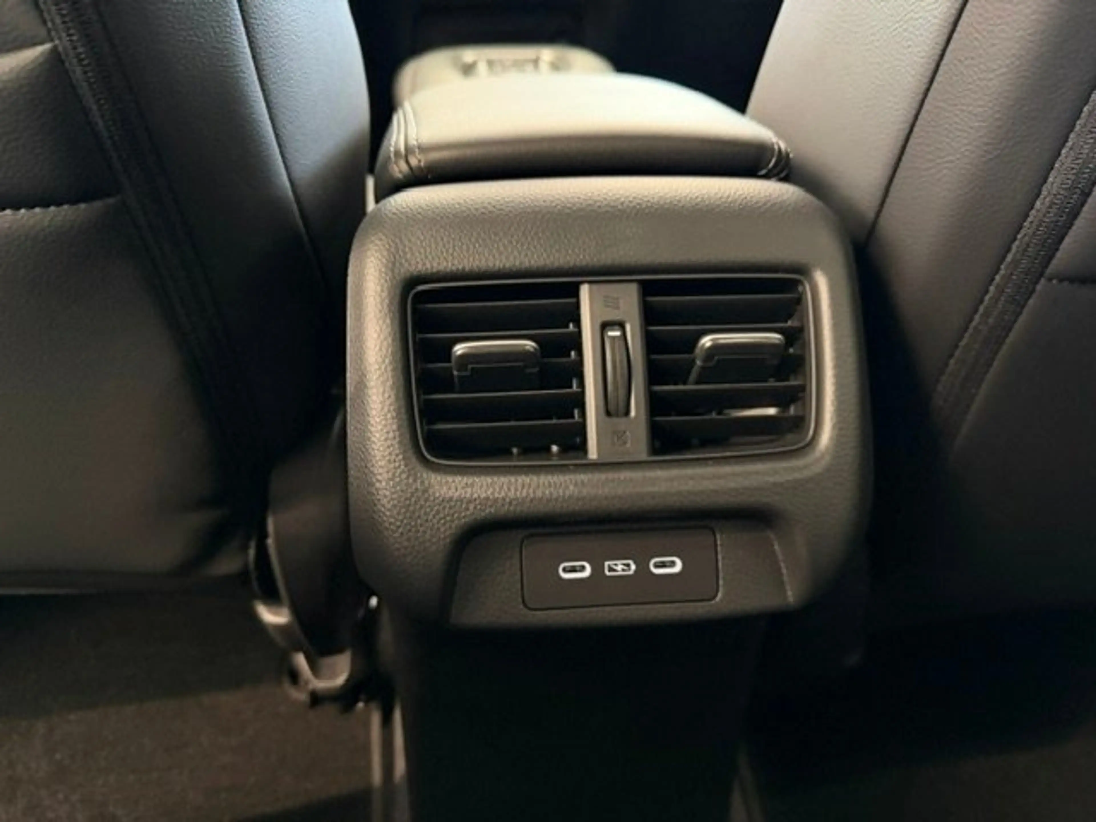Honda ZR-V ZR-V 2,0 i-MMD Hybrid Sport Aut. Sport — photo 10