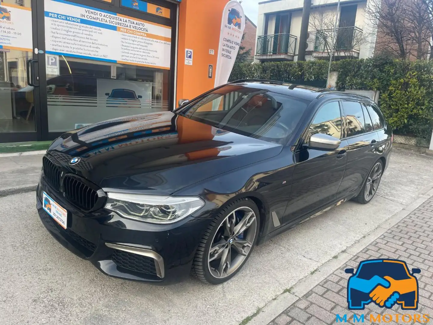BMW M550 M-sport con tetto in proM-Mo Albastru - 1