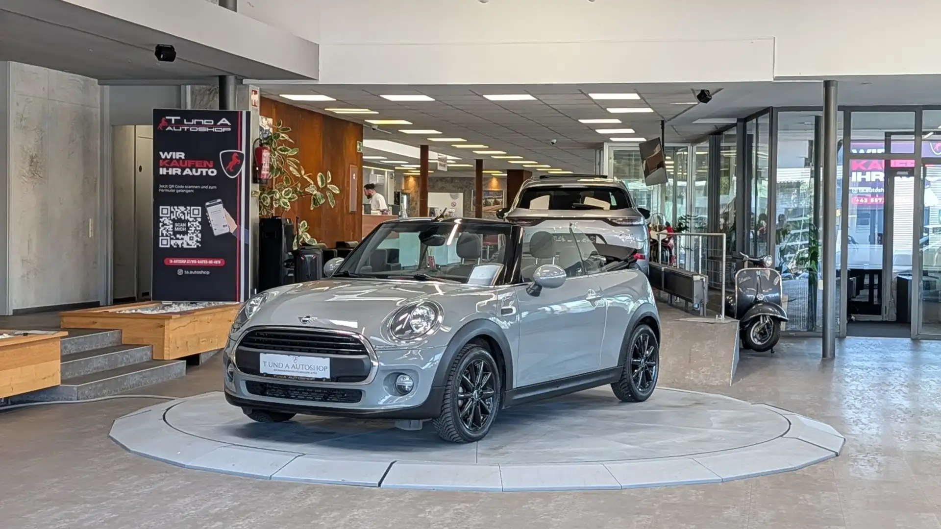 MINI One Cabrio 1-Hand F57 *Ambiente*PDC*Sitzheizung* Grau - 1