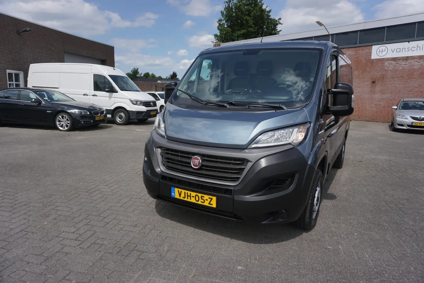 Fiat Ducato 30 2.3 MultiJet L1H1 ORIGINEEL NEDERLANDS 1E EIGEN Grijs - 2