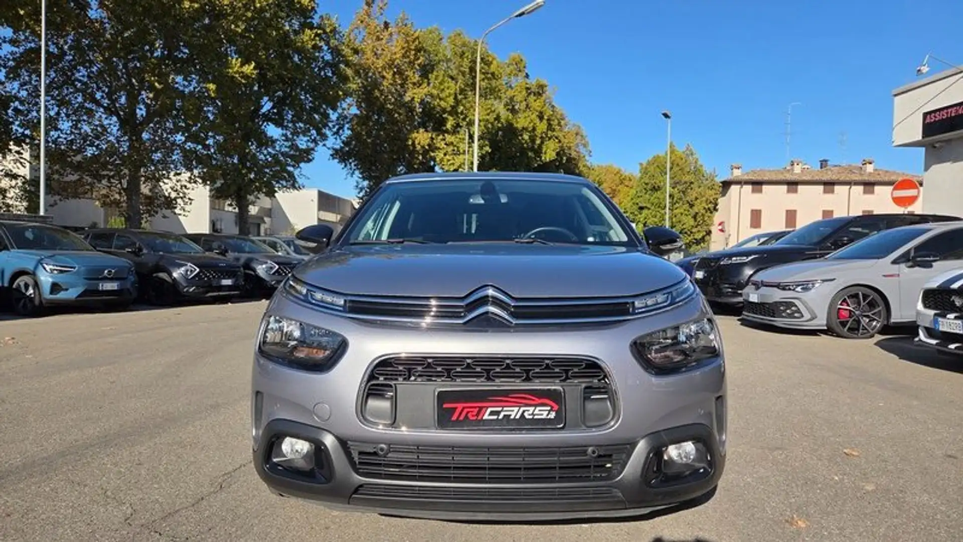 Citroen C4 Cactus 1.2 puretech Shine s PERMUTE OK NEOPAT. Stříbrná - 2