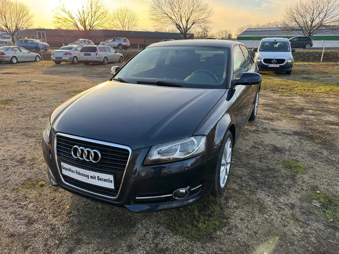 Audi A3 1.4 TFSI Ambition Scheckheft Tempomat PDC - 1
