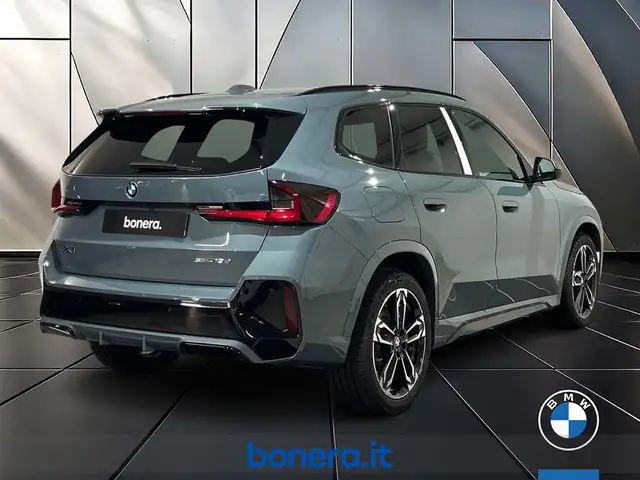 BMW X1 view 5