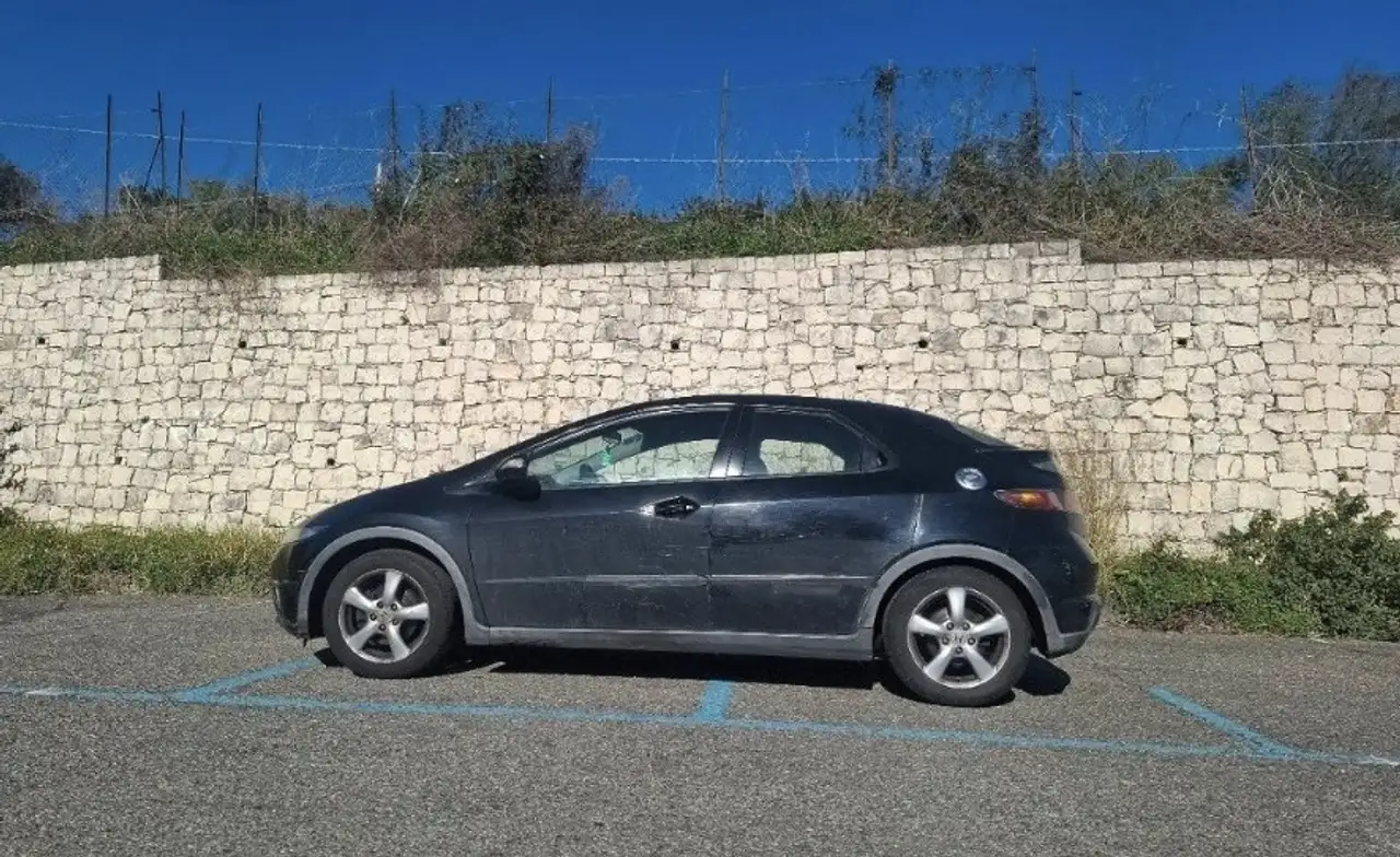 Honda Civic 5p 1.4i Silk, foto 4