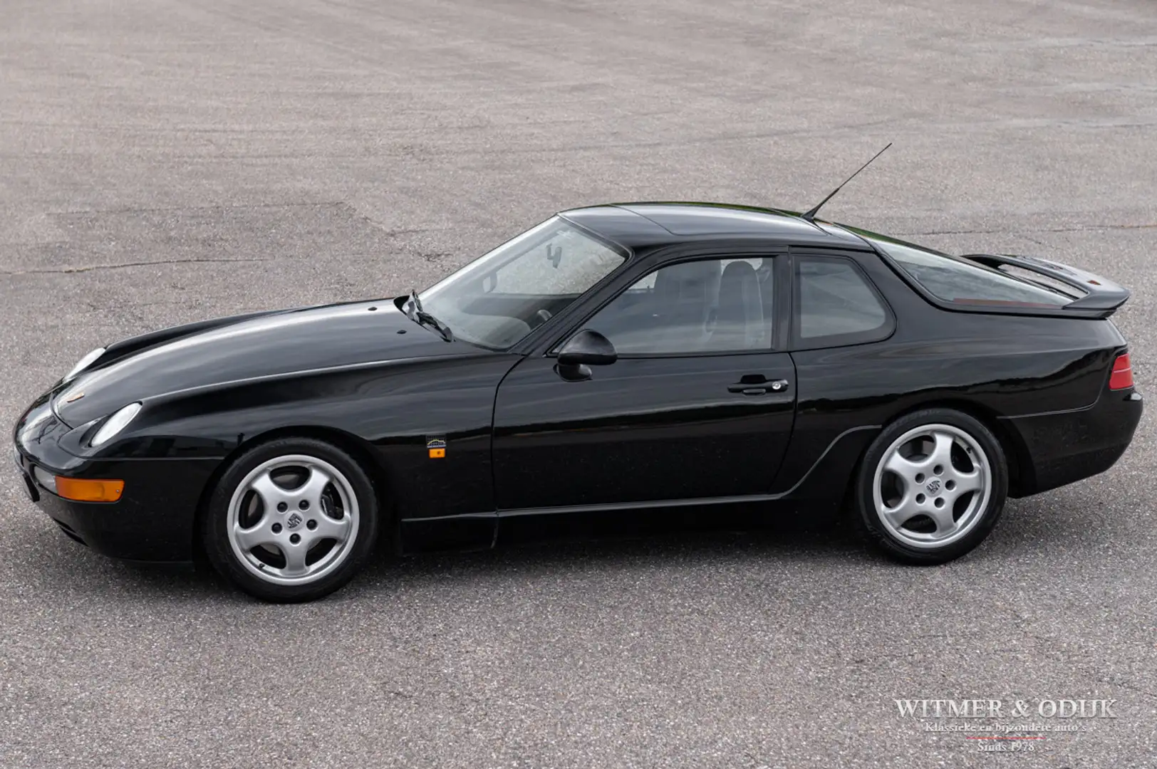 Porsche 968 3.0 Coupé CS perfecte historie Schwarz - 1