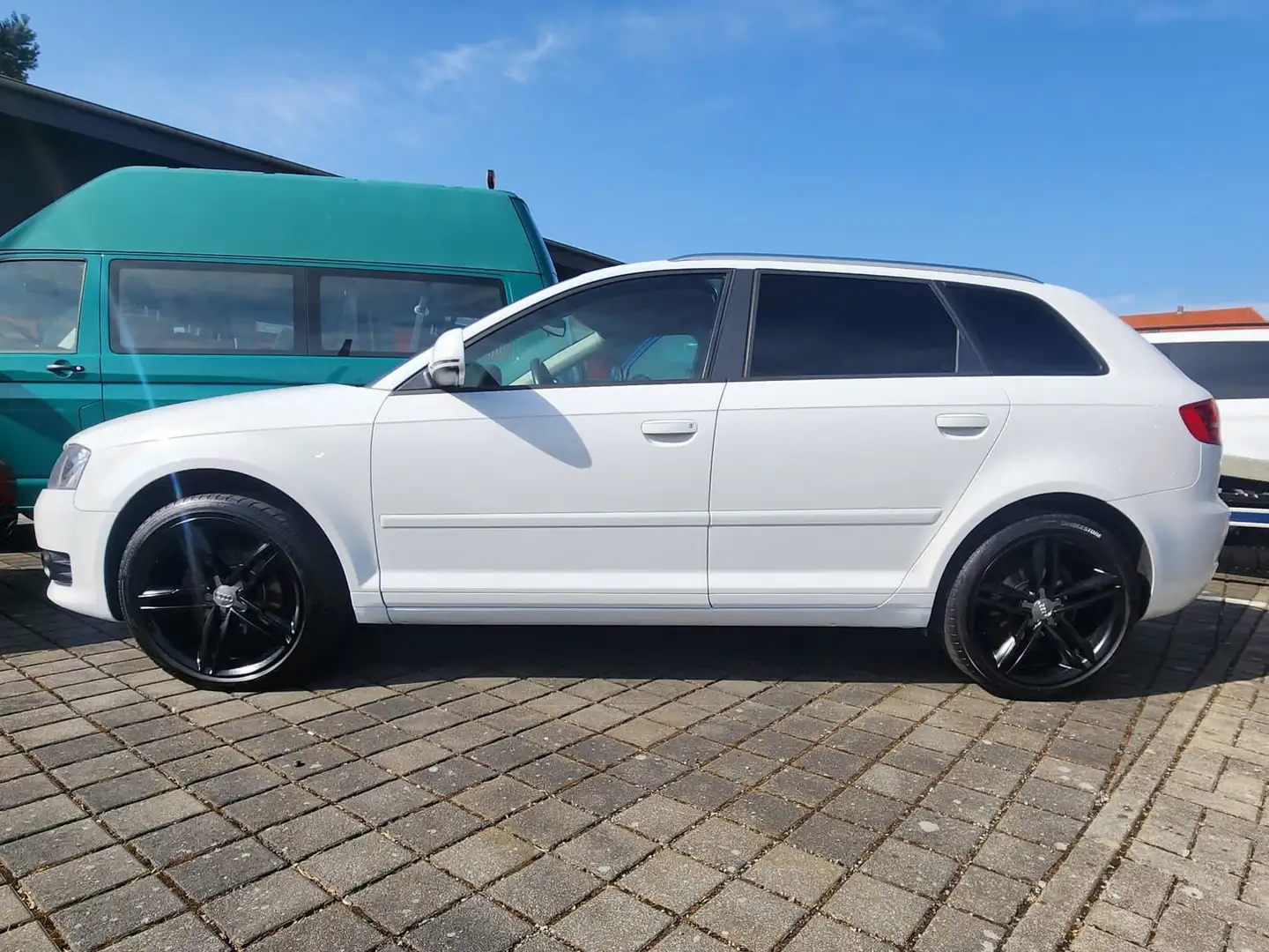 Audi A3 1.6 TDI 102g Sportback DPF Weiß - 2