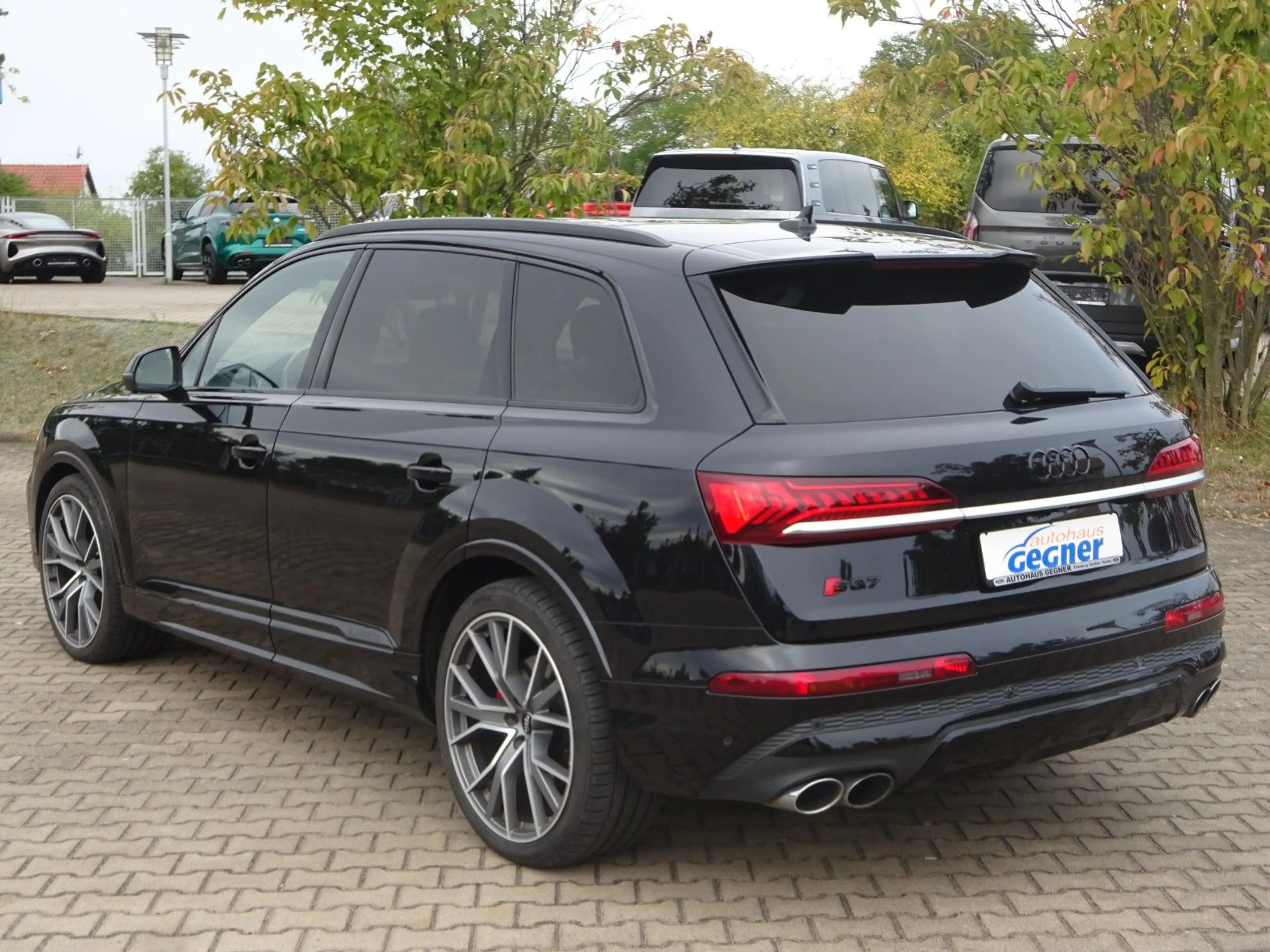 Audi SQ7 435PS Autm.  quattro Matrix Nachtsicht HUD — photo 4