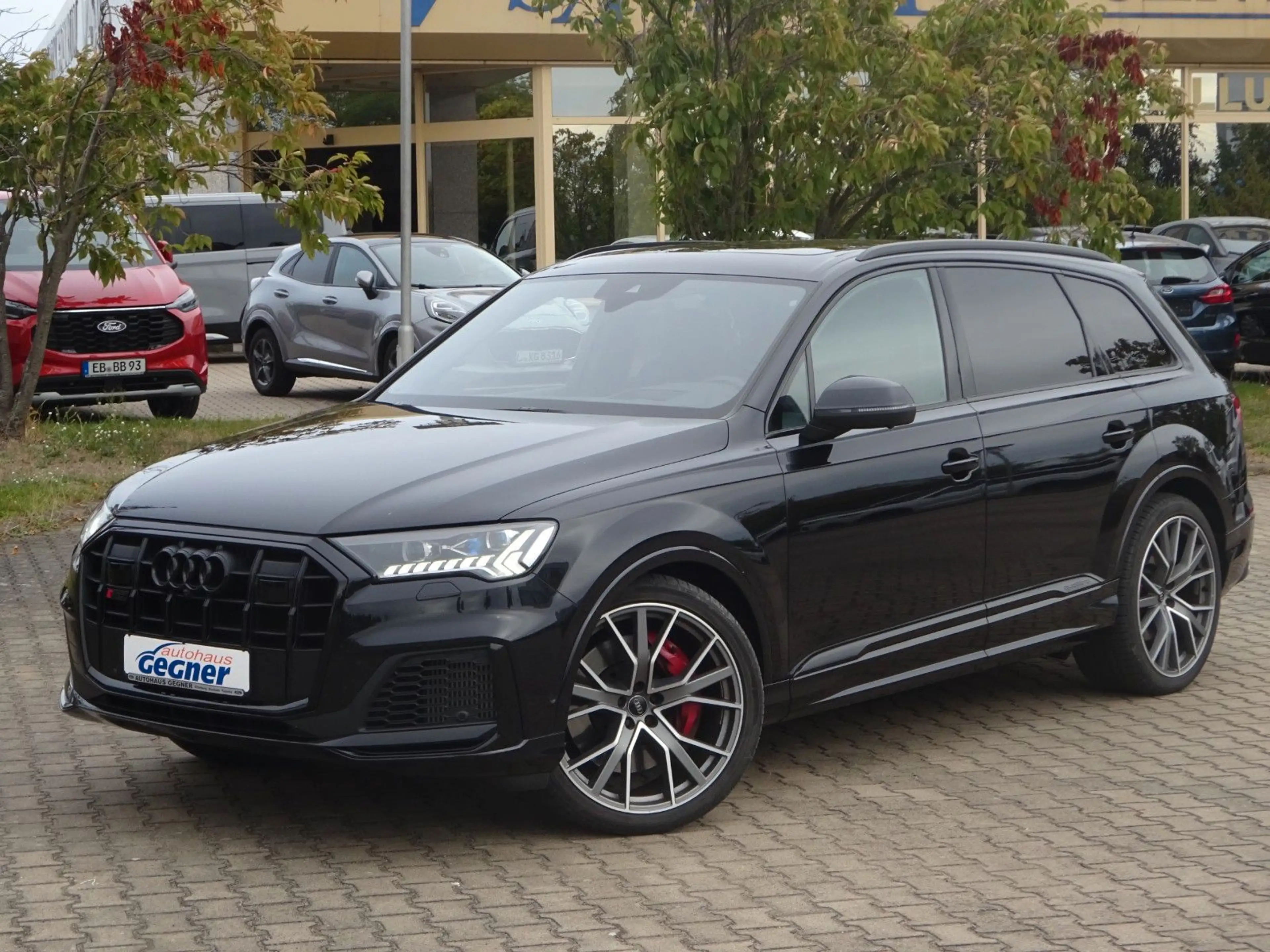 Audi SQ7 435PS Autm.  quattro Matrix Nachtsicht HUD — photo 2