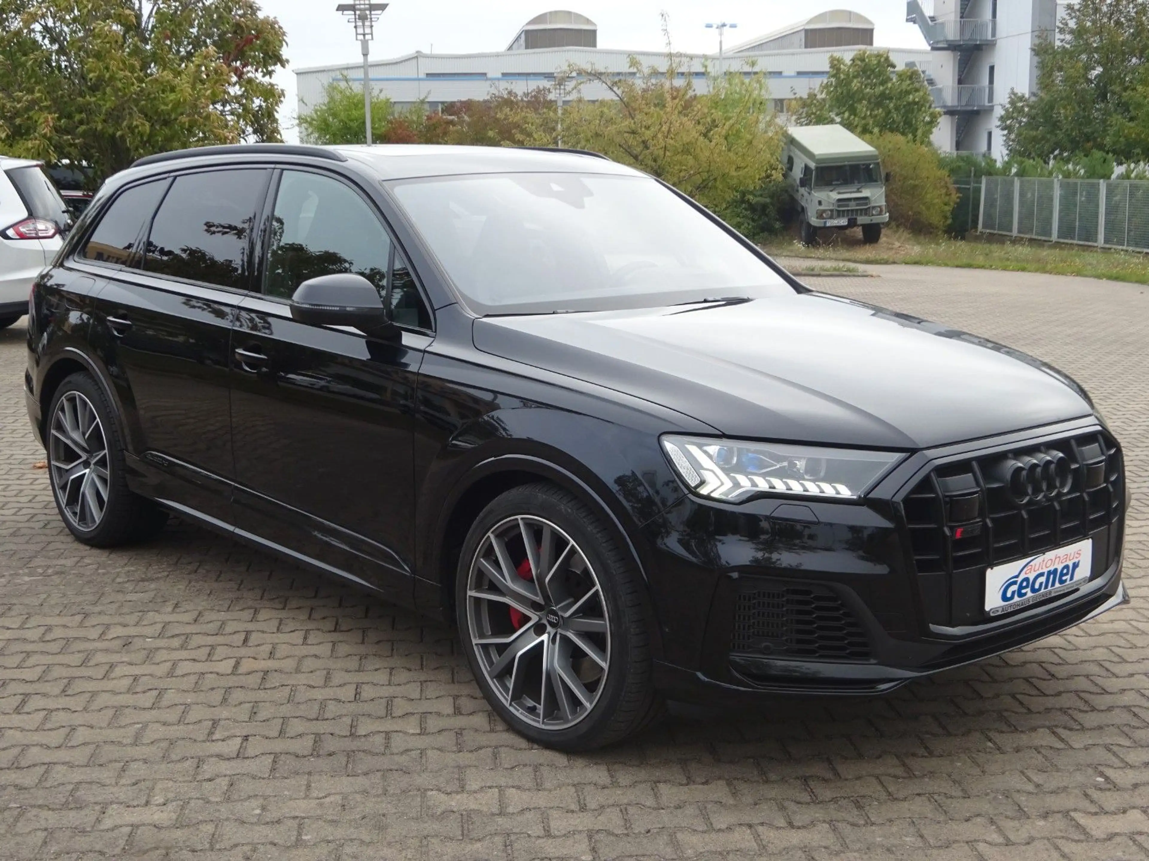 Audi SQ7 435PS Autm.  quattro Matrix Nachtsicht HUD — photo 8