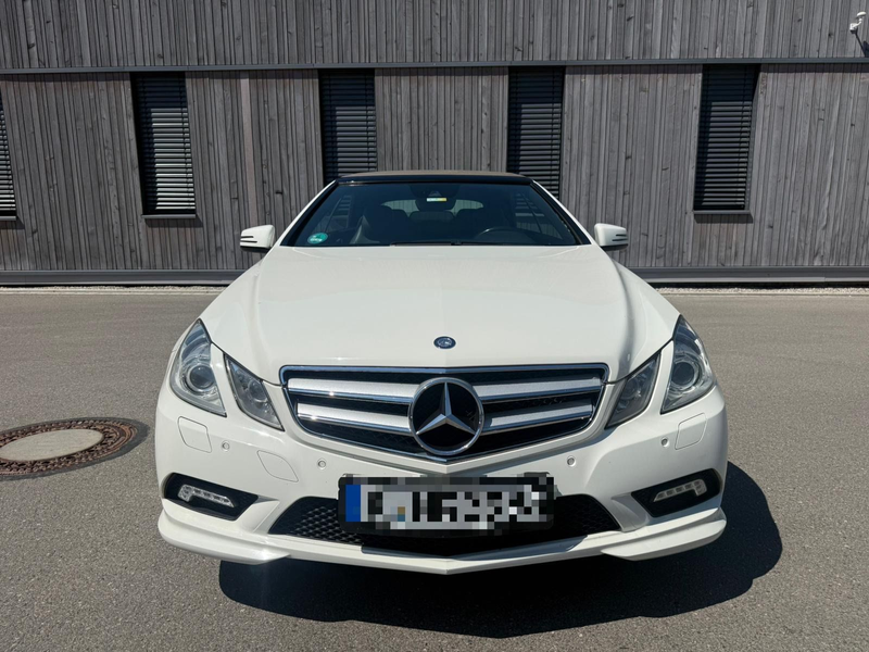 Mercedes-Benz E 350 CDI Cabrio BlueEfficiency*AMG-Line* — photo 4