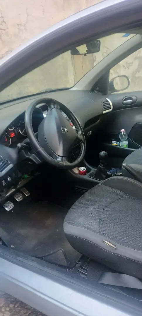 Peugeot 206 Plus 3p 1.1 X-Line - 2