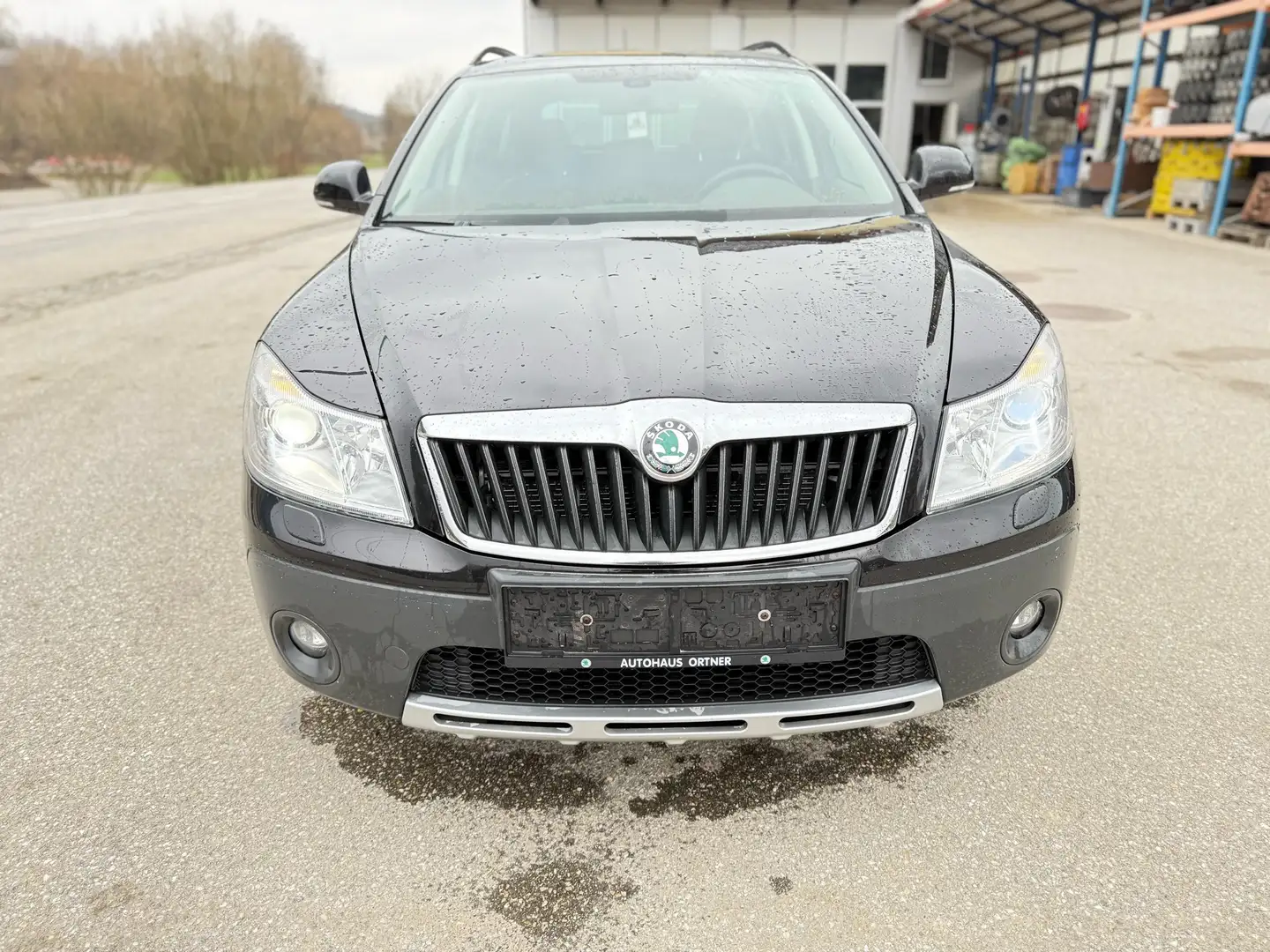 Skoda Octavia Combi 2,0 Scout TDI CR DPF 4x4 - 1
