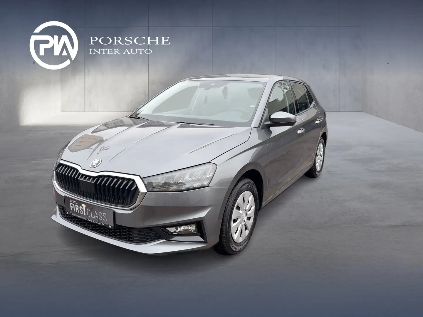 Skoda Fabia Essence Grau - 1