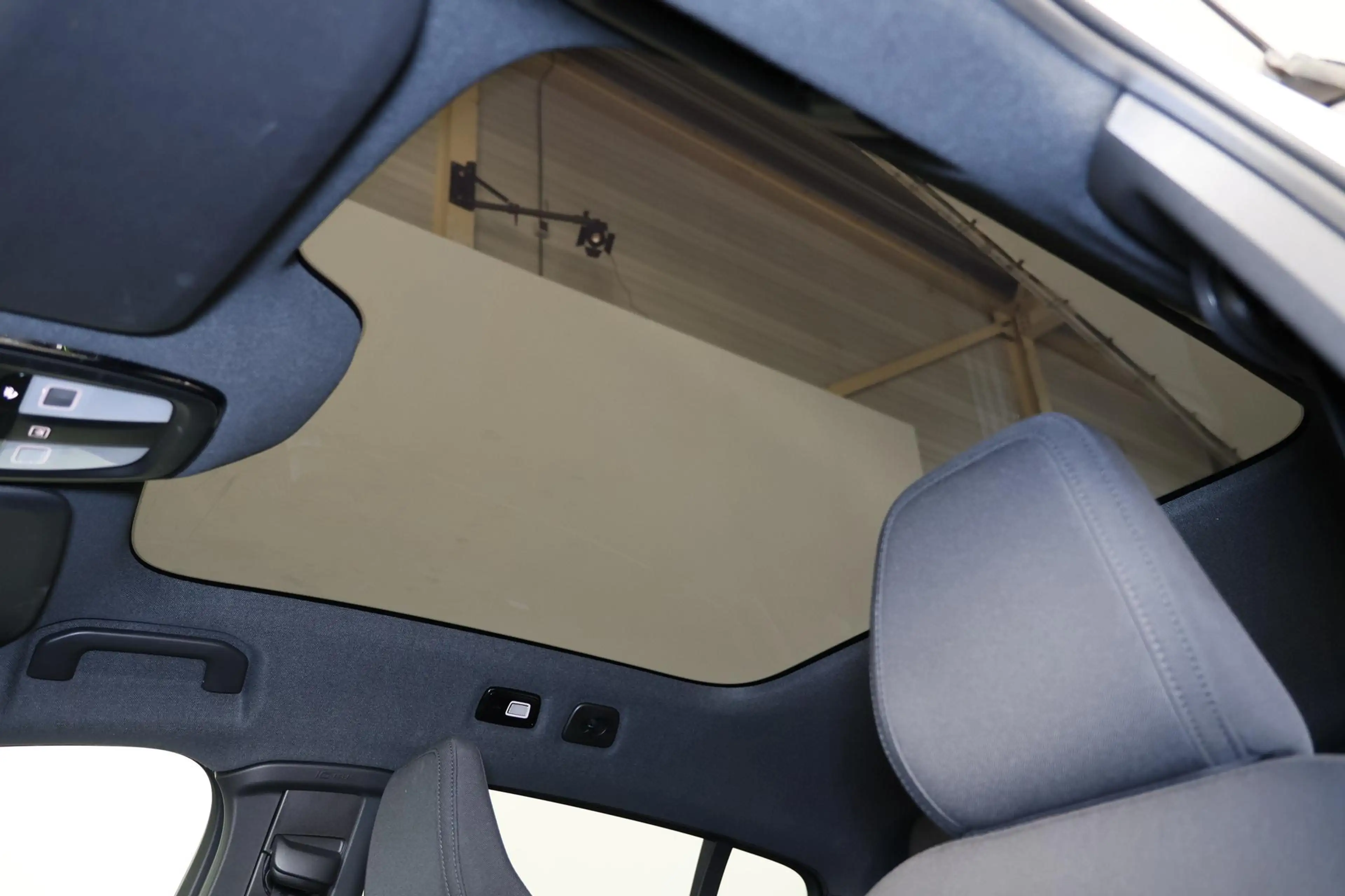 Volvo EC40 Performance Ultra 82 kWh - Panoramadak - IntelliSa — photo 6