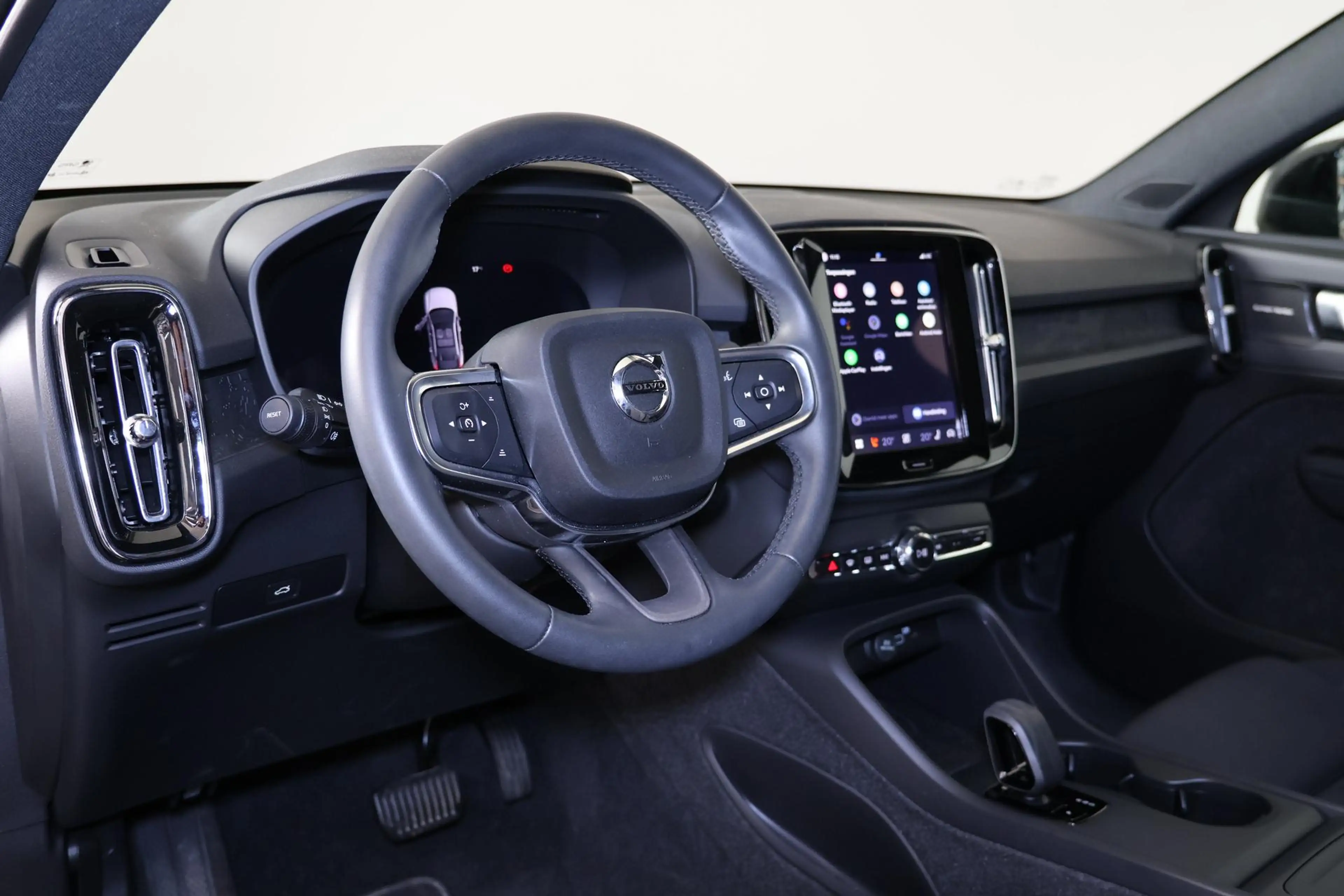 Volvo EC40 Performance Ultra 82 kWh - Panoramadak - IntelliSa — photo 13