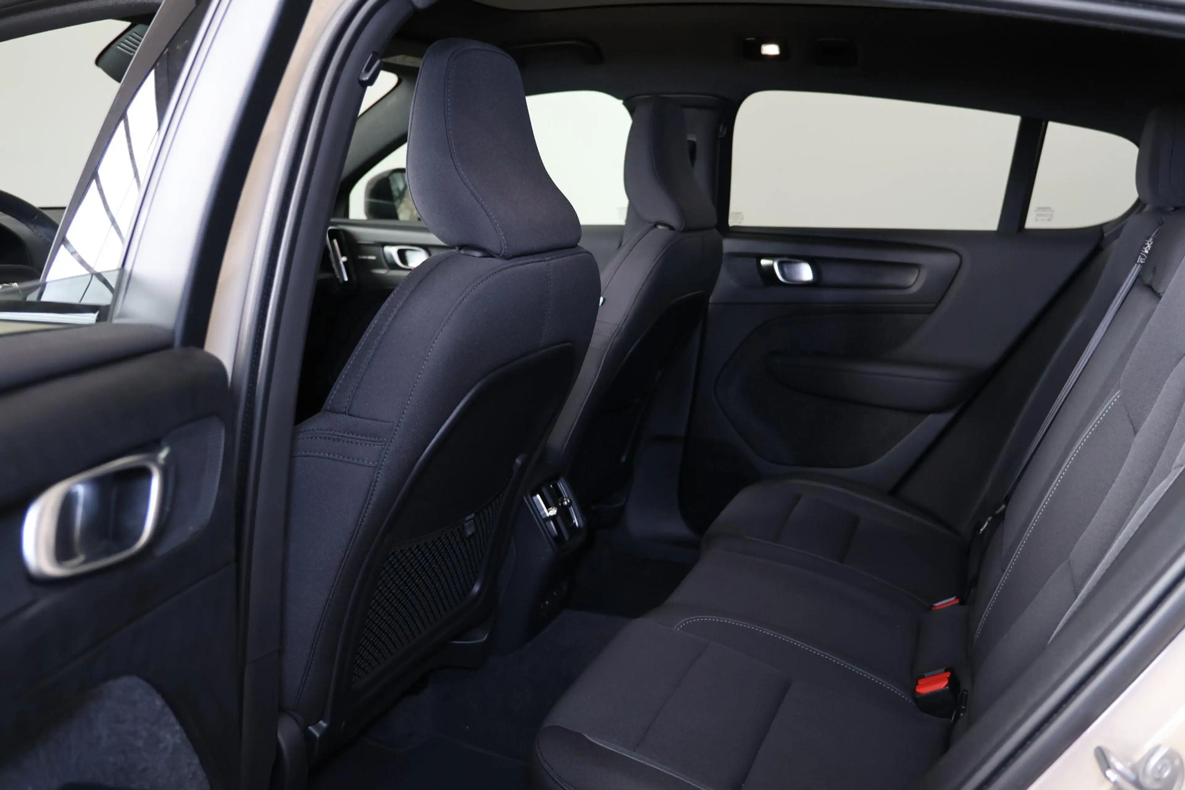 Volvo EC40 Performance Ultra 82 kWh - Panoramadak - IntelliSa — photo 15