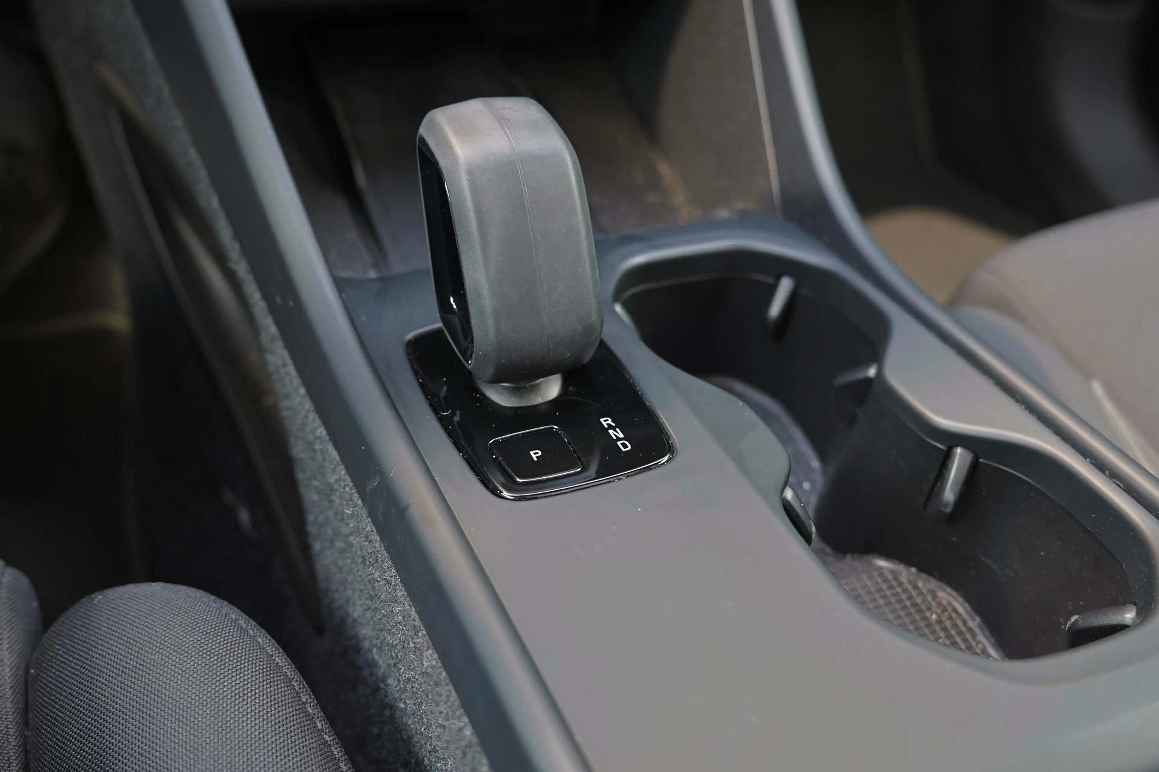 Volvo EC40 Performance Ultra 82 kWh - Panoramadak - IntelliSa — photo 12