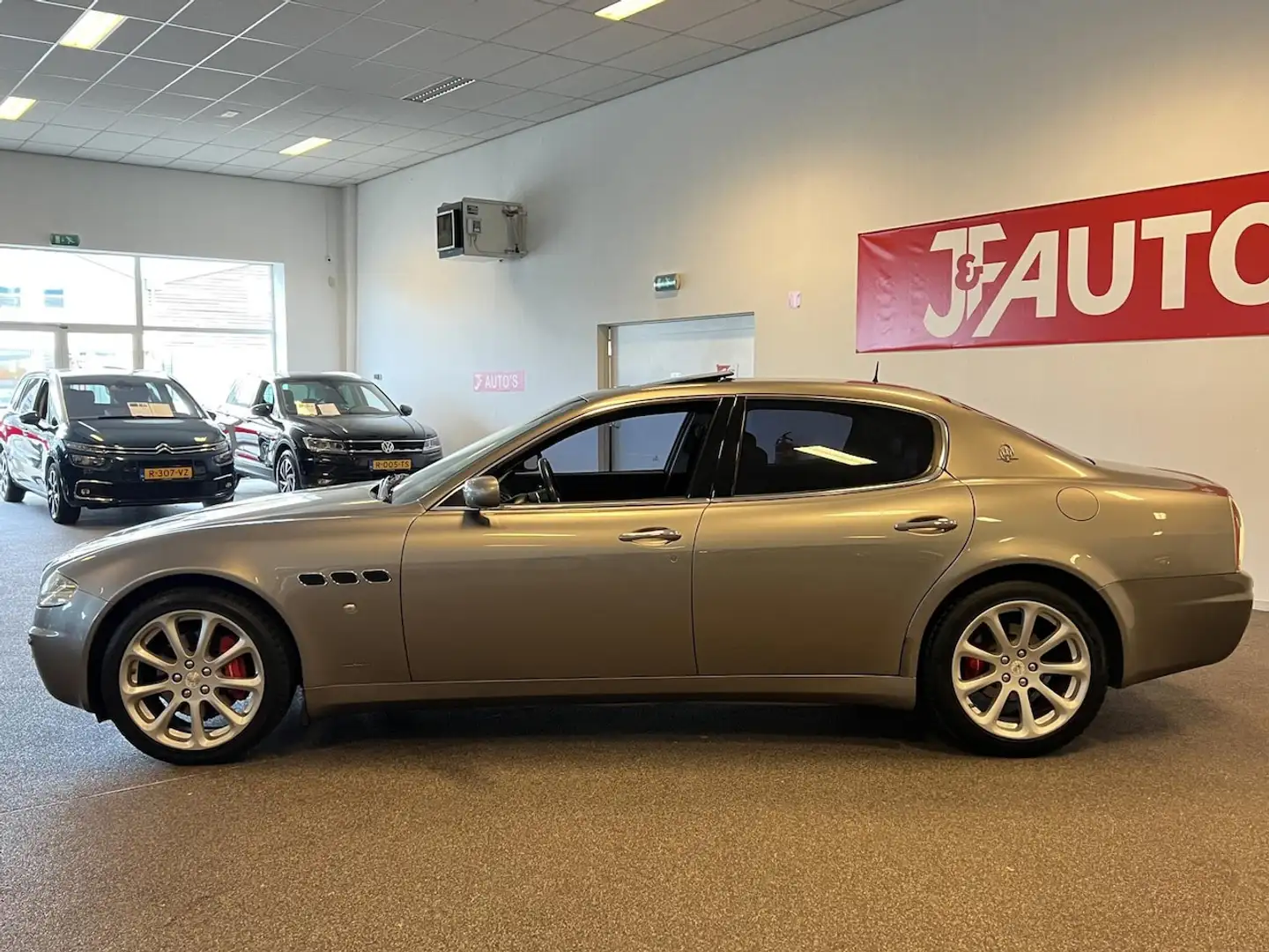Maserati Quattroporte 4.2 Executive GT Gris - 2