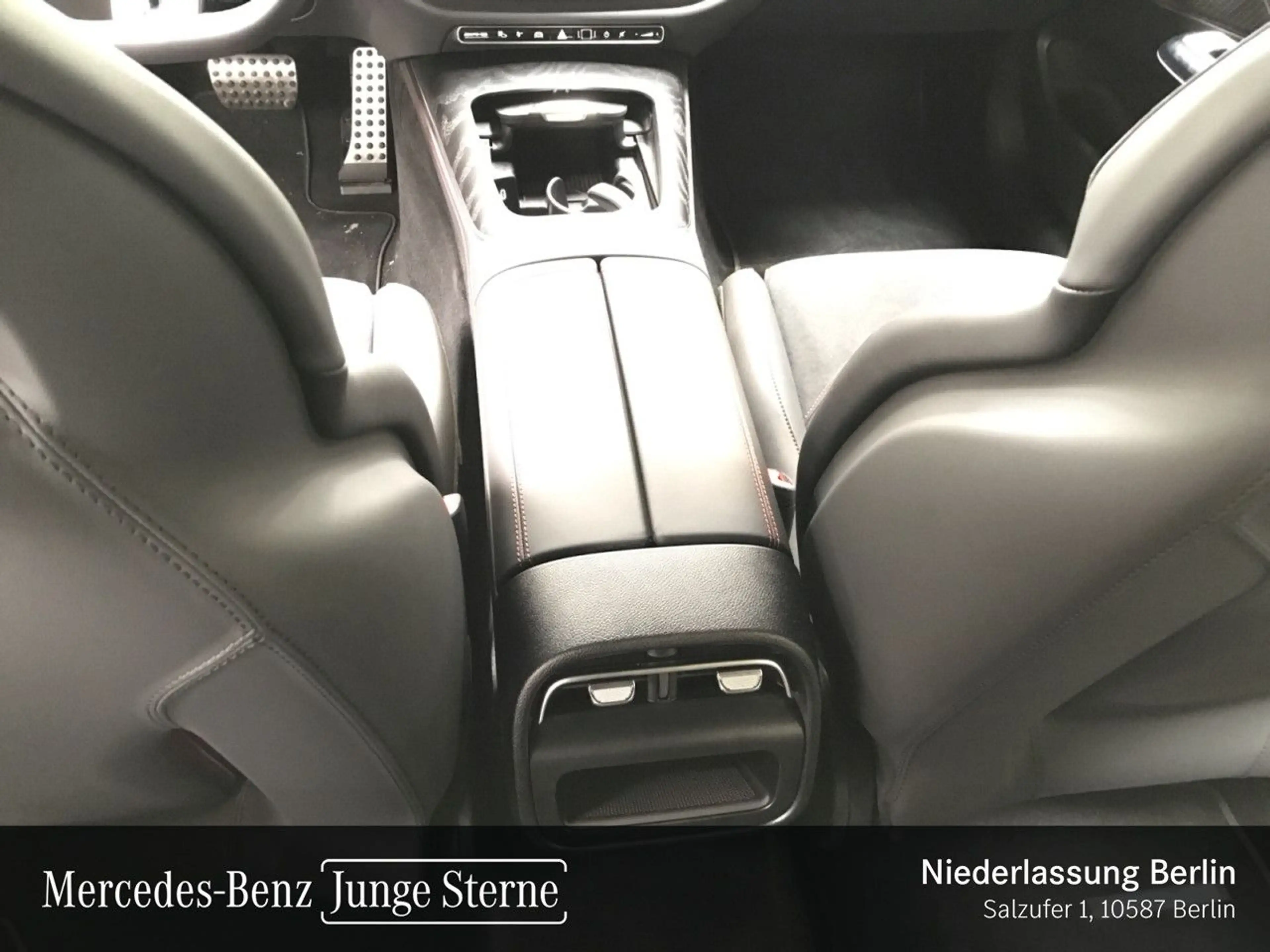 Mercedes-Benz E 53 AMG T 4M Hybrid Perf-Sitze 360° AHK Memory 9G — photo 15