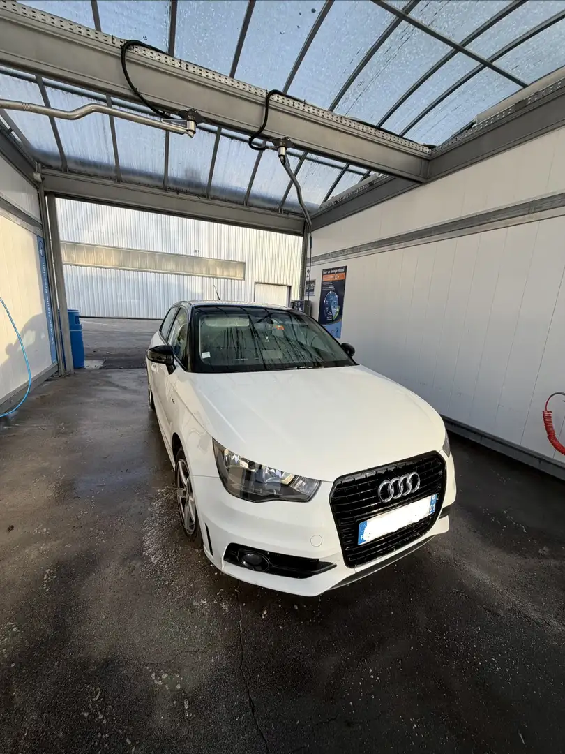 Audi A1 A1 Sportback 1.2 TFSI 86 S line - 1