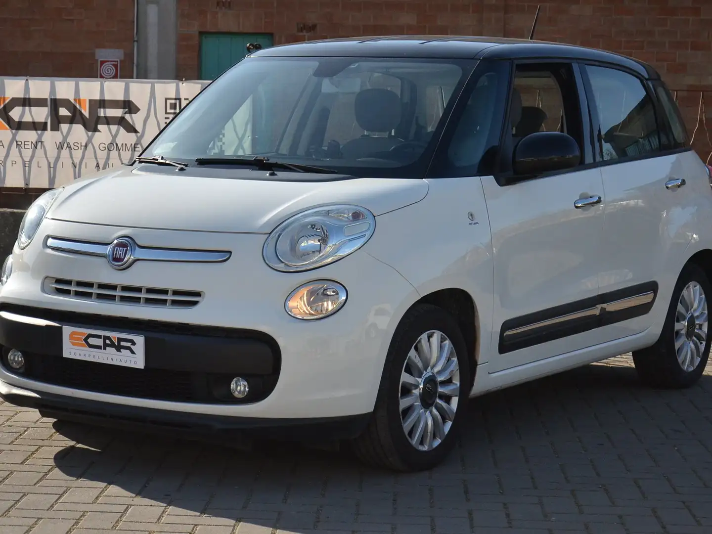Fiat 500L 1.4 Pop 95cv Bianco - 1