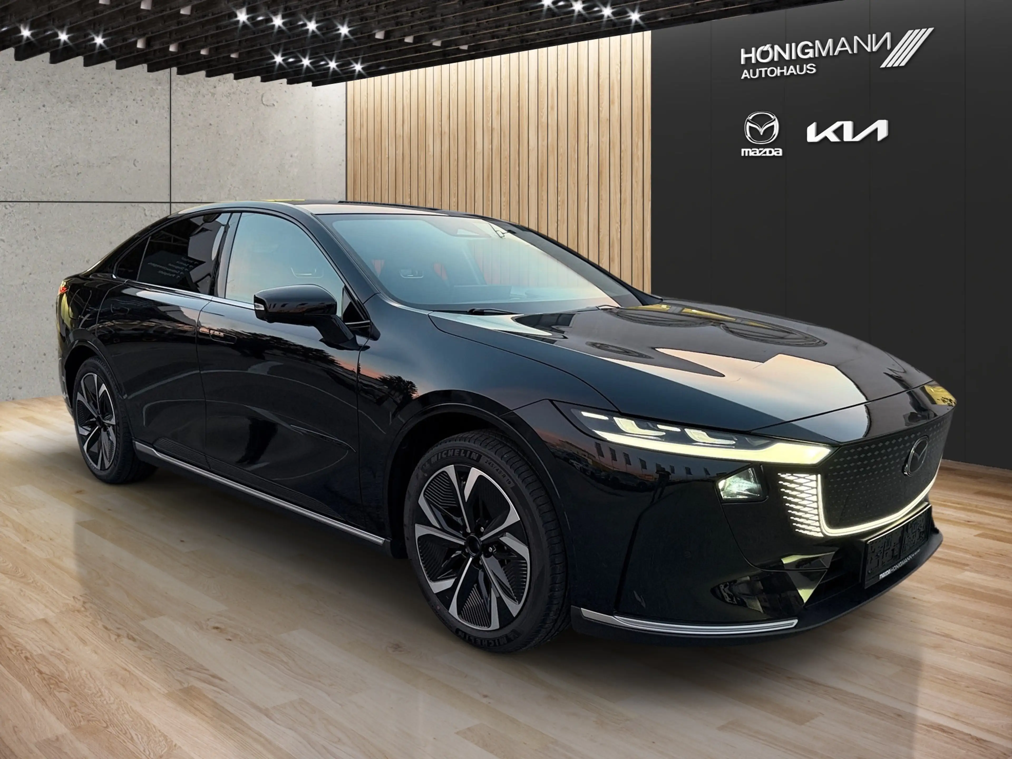 Mazda 6e 6E 68,8KWH SR TAKUMI — photo 3