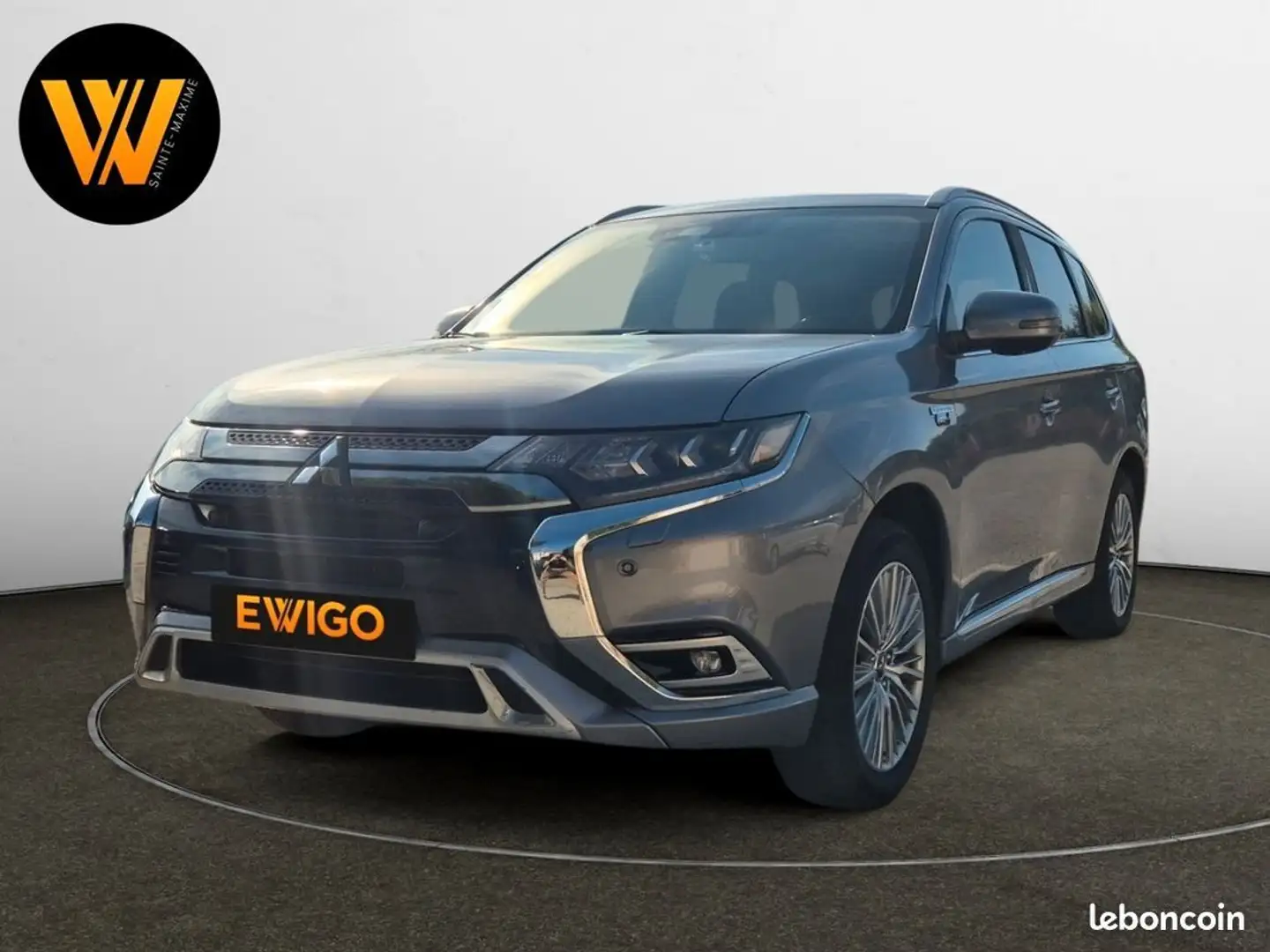 Mitsubishi Outlander 2.4 240h 135 twin-motor phev hybrid 13.8kwh instyle 4wd bva toit ouvrant 2 prises secteur interieur affaire +++ Gris - 1