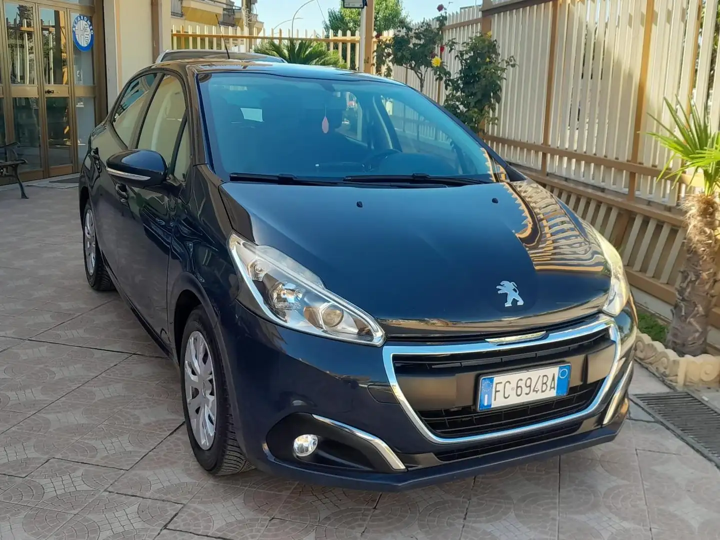 Peugeot 208 208 I 2015 5p 1.2 puretech Allure 82cv Grigio - 1
