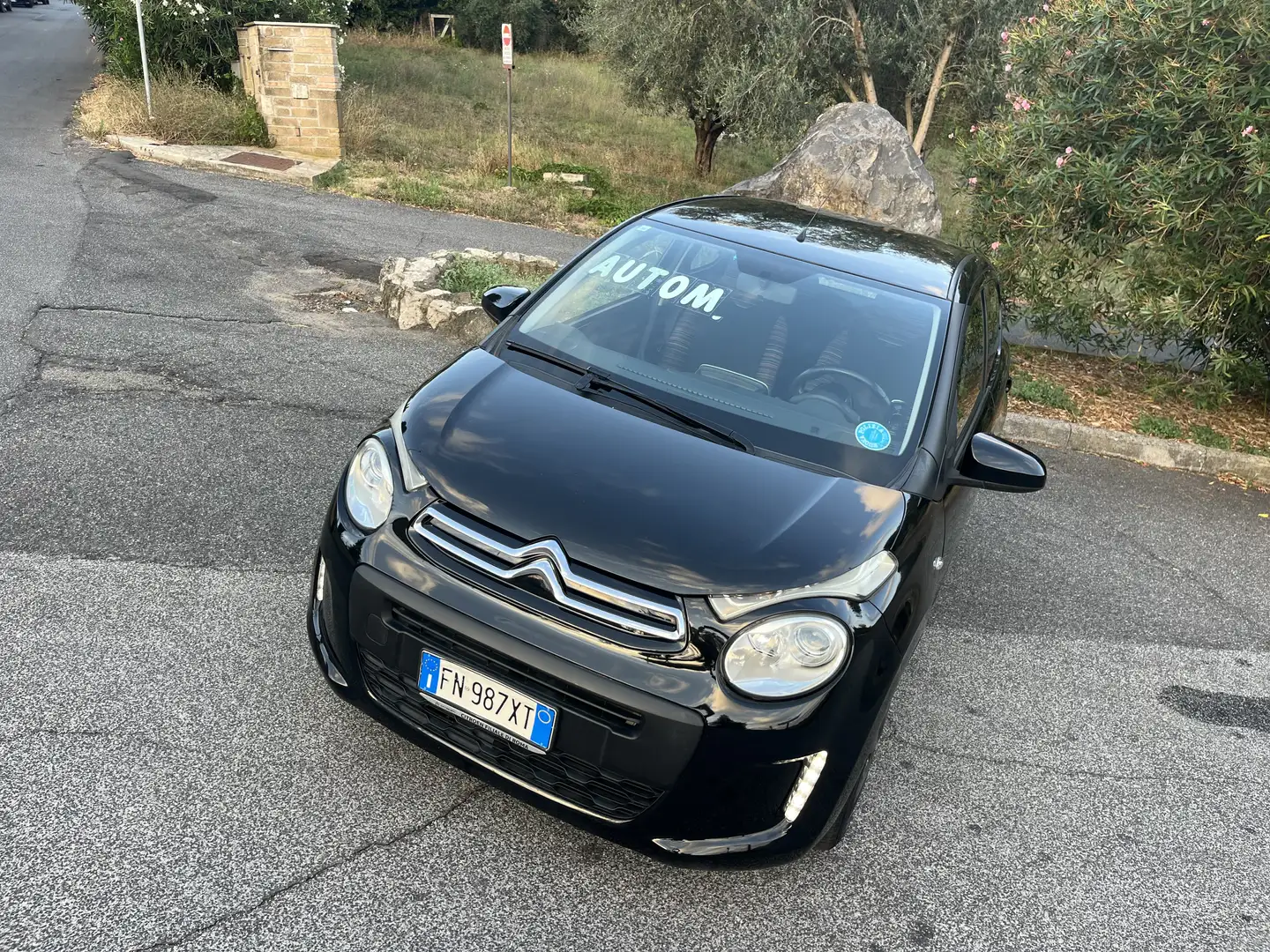 Citroen C1 5p 1.0 vti Feel euro 6 automatica perfetta permute Nero - 2