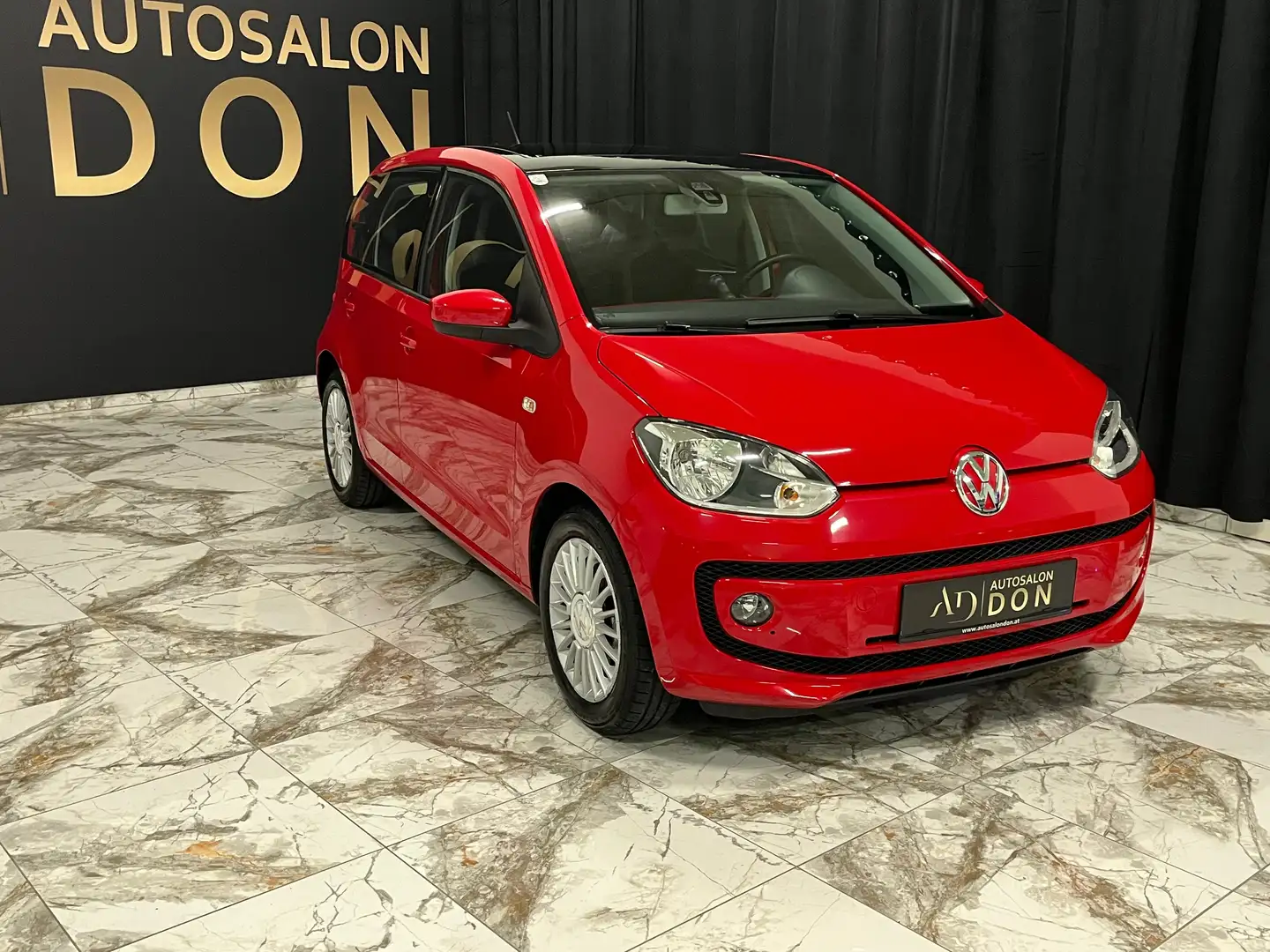 Volkswagen up! high up! BMT/Automatik/Panorama Dach Rot - 1