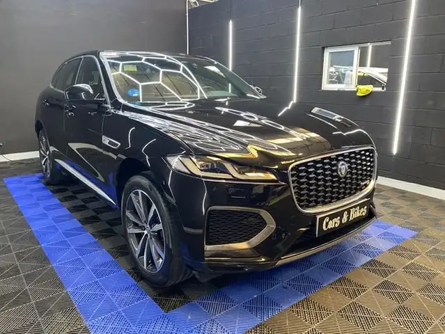 Jaguar F-Pace 2.0 l4 PHEV R-Dynamic SE Aut. AWD 404