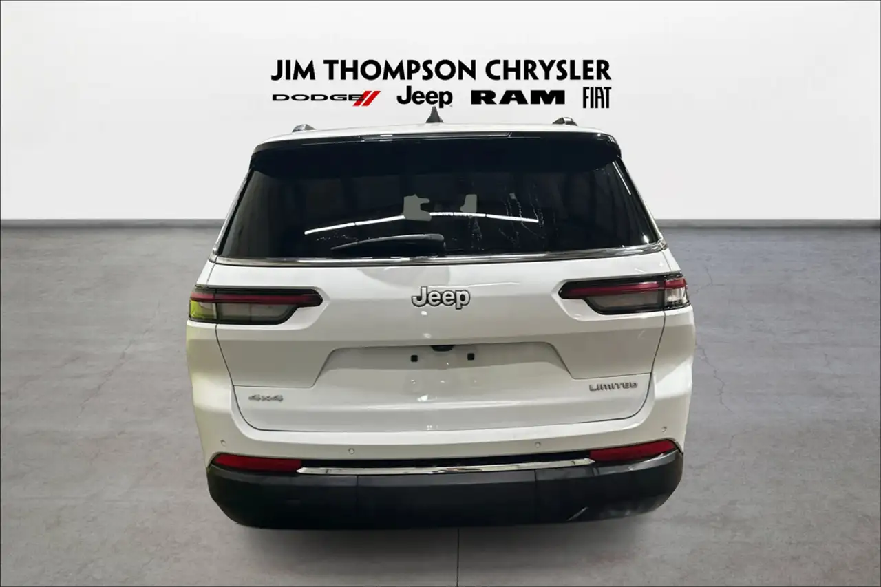 Jeep Grand Cherokee снимка Jeep Grand Cherokee