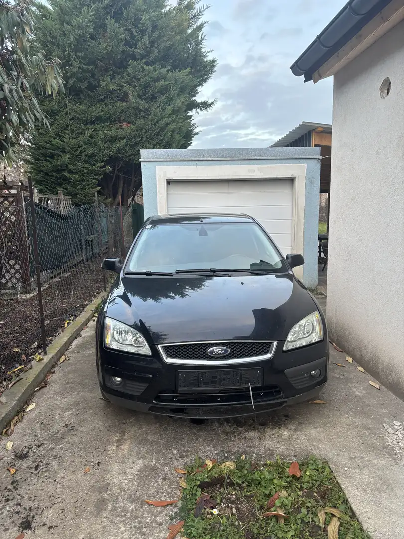 Ford Focus Ghia 1,6 TDCi/DPF - 1