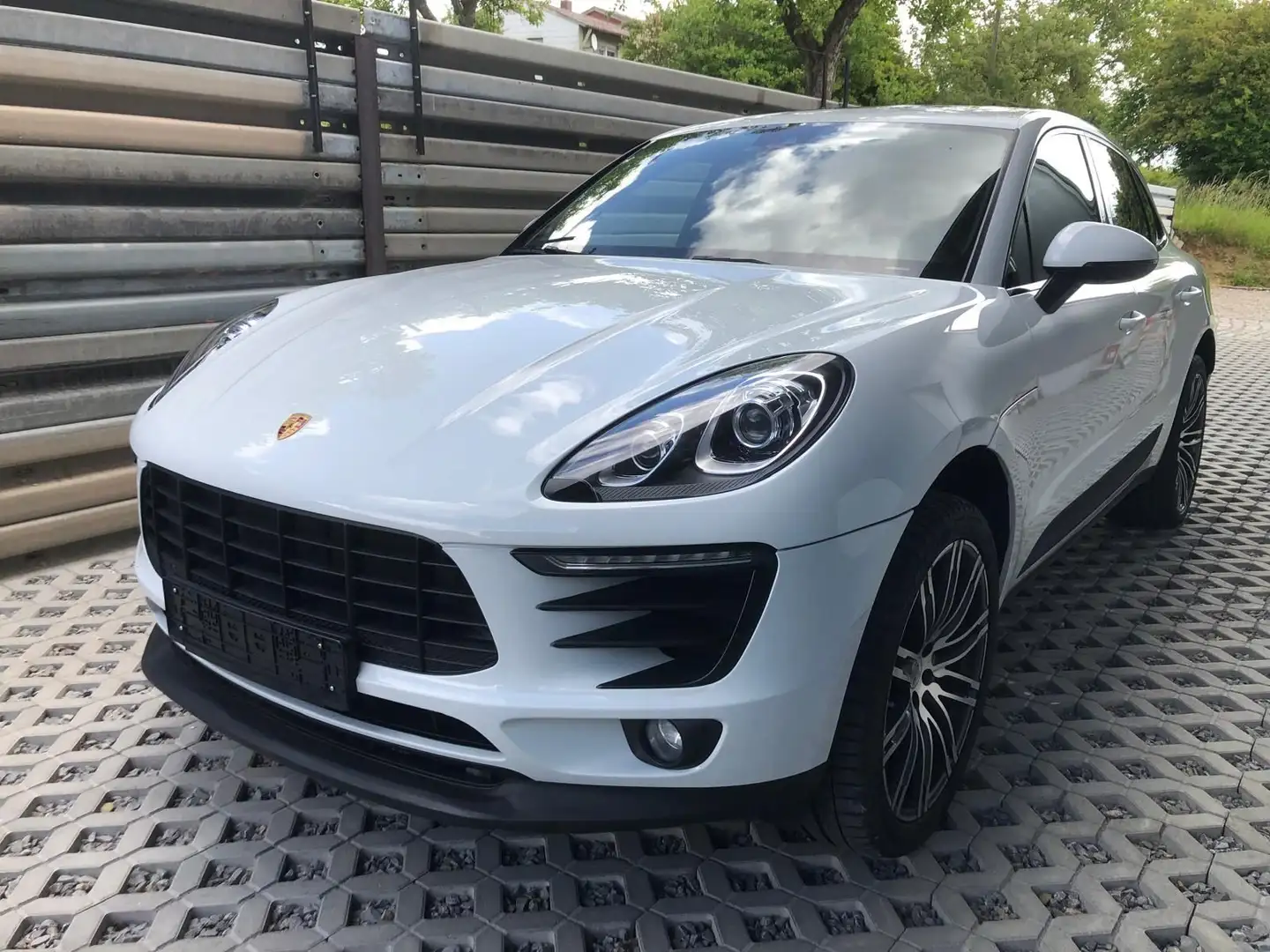 Porsche Macan Basis Bianco - 2