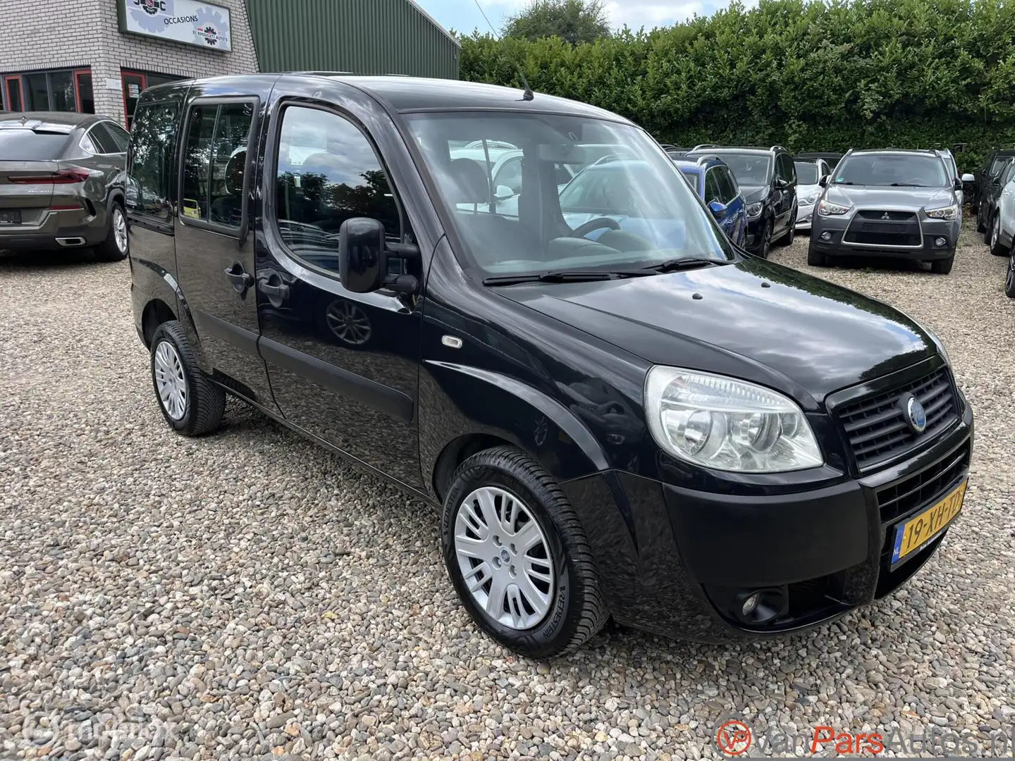 Fiat Doblo 1.4 Dynamic,5drs,Airco,nette auto! Zwart - 2