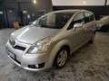 Toyota Corolla Verso 2.2 16V D-4D DPF Luna 7pti Argent - thumbnail 1