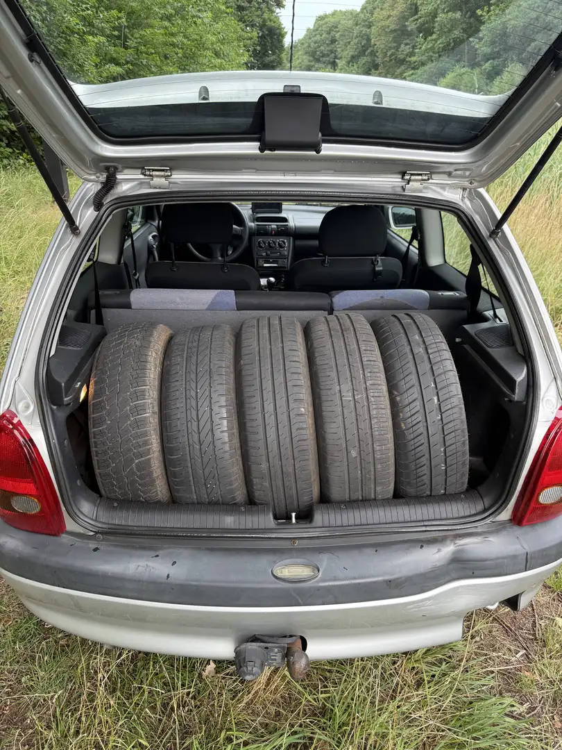 Opel Corsa 1.2i-16V Onyx Gris - 2