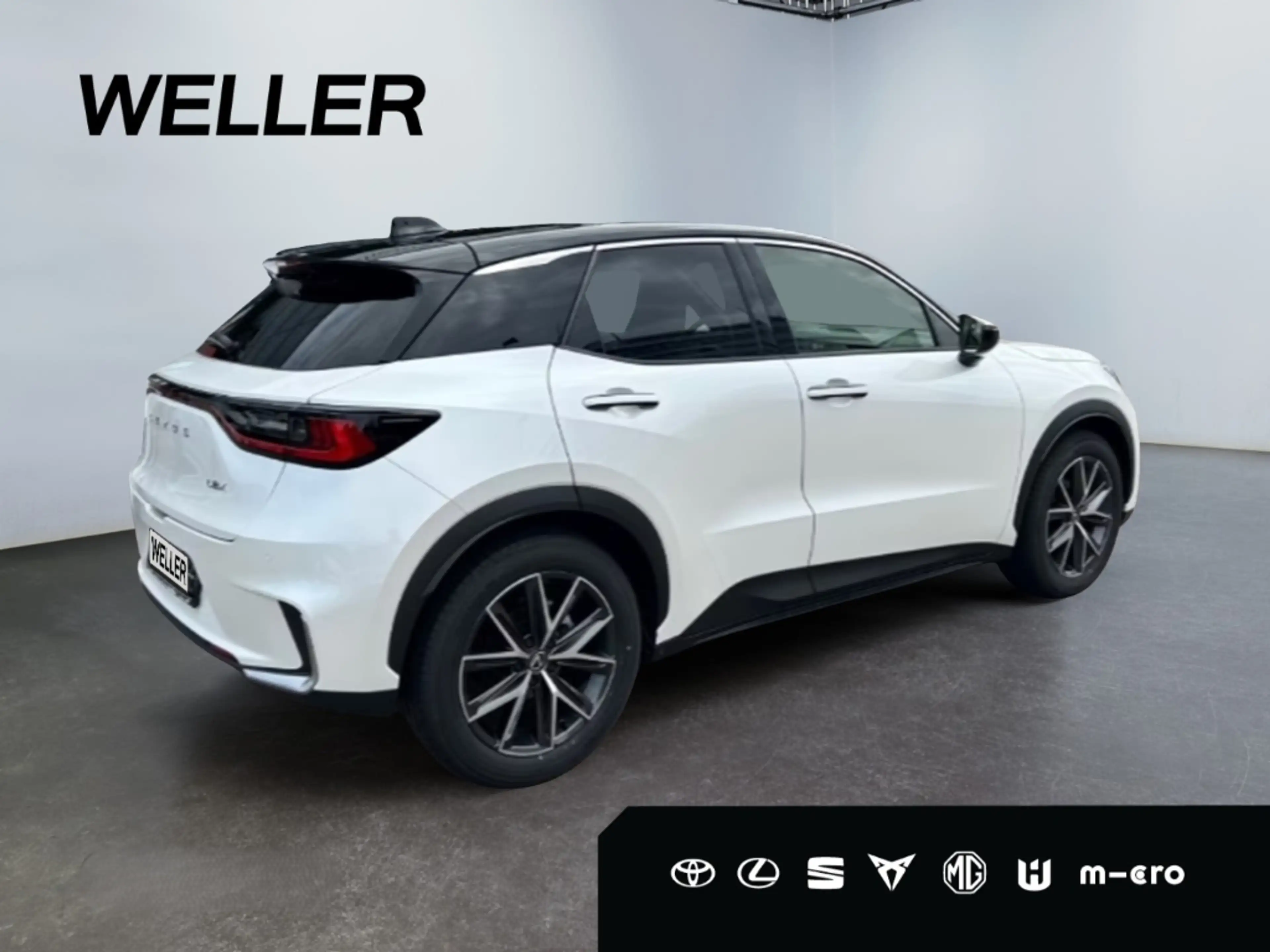 Lexus LBX 1,5 l, 136 PS CVT 4x2 5-Türer ELEGANT BLACK ED — photo 6