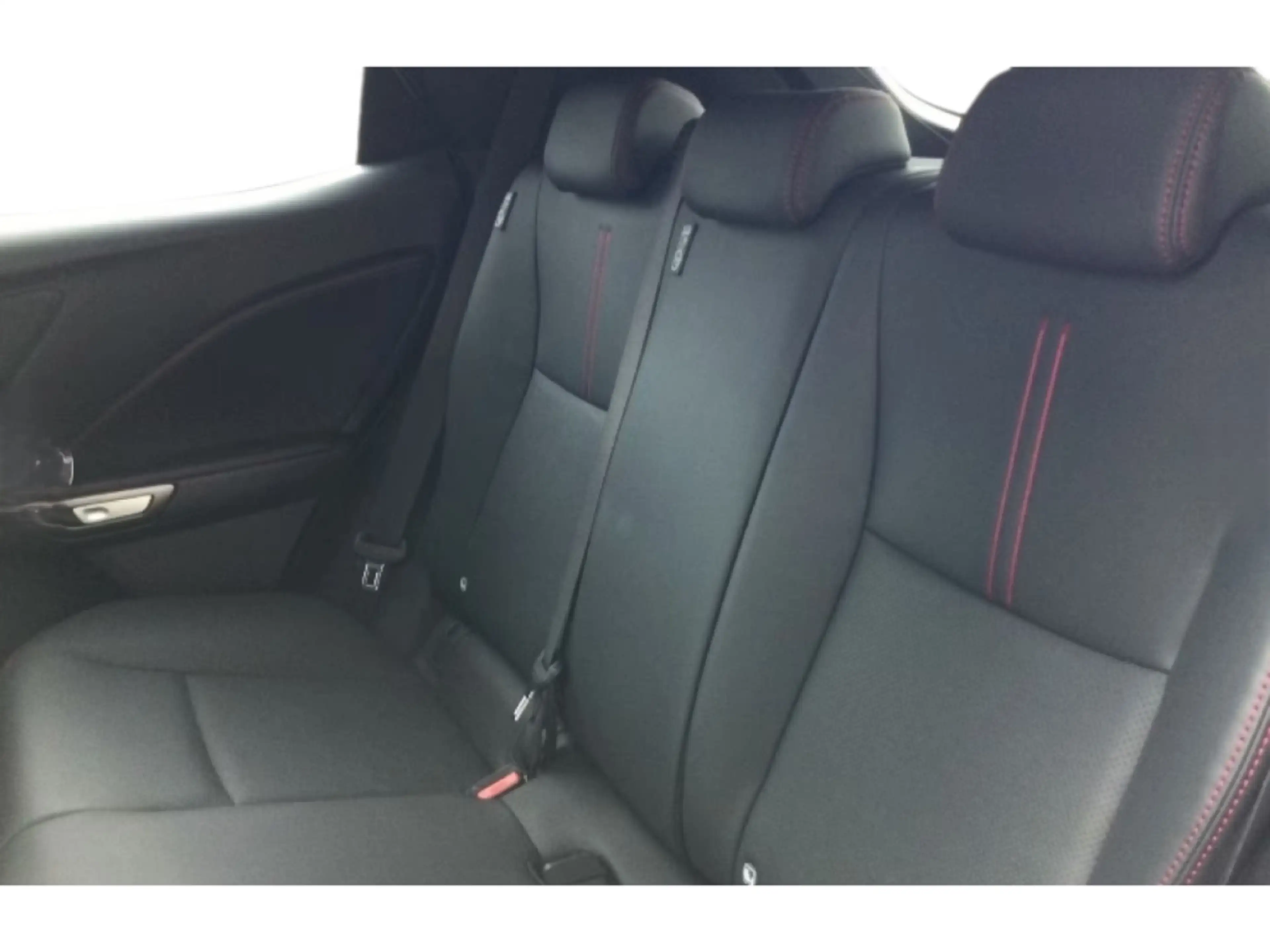 Lexus LBX 1,5 l, 136 PS CVT 4x2 5-Türer ELEGANT BLACK ED — photo 15