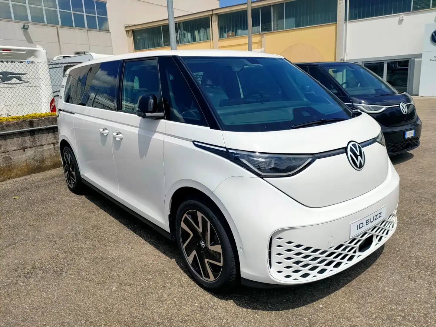 Volkswagen ID. Buzz ID. Buzz Pro 210 kW (286 PS) auto. Bianco - 1