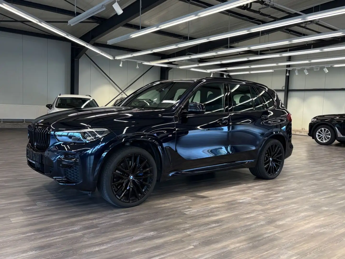 BMW X5 xDrive 25 d M Sport Schwarz - 1