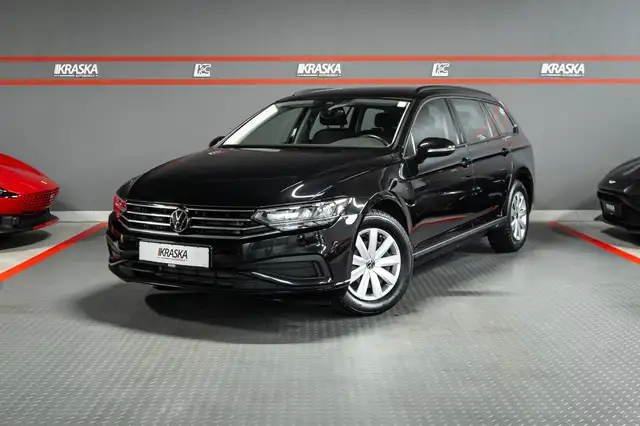 Volkswagen Passat main image