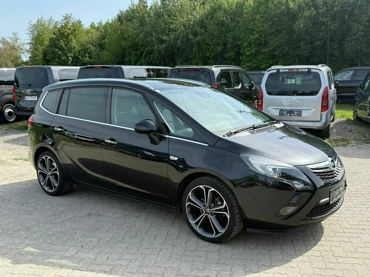 Opel Zafira Tourer Cosmo Schwarz - 2