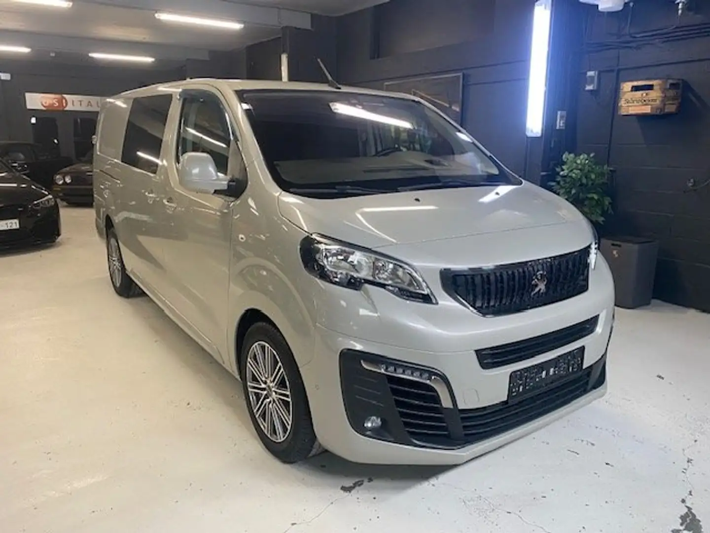 Peugeot Expert 2.0HDi Long * Compact Premium*12 mois de garantie Gris - 1