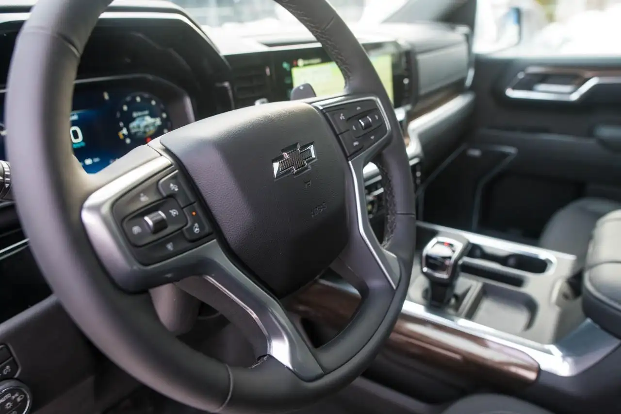 Chevrolet Silverado 1500 снимка Chevrolet Silverado 1500