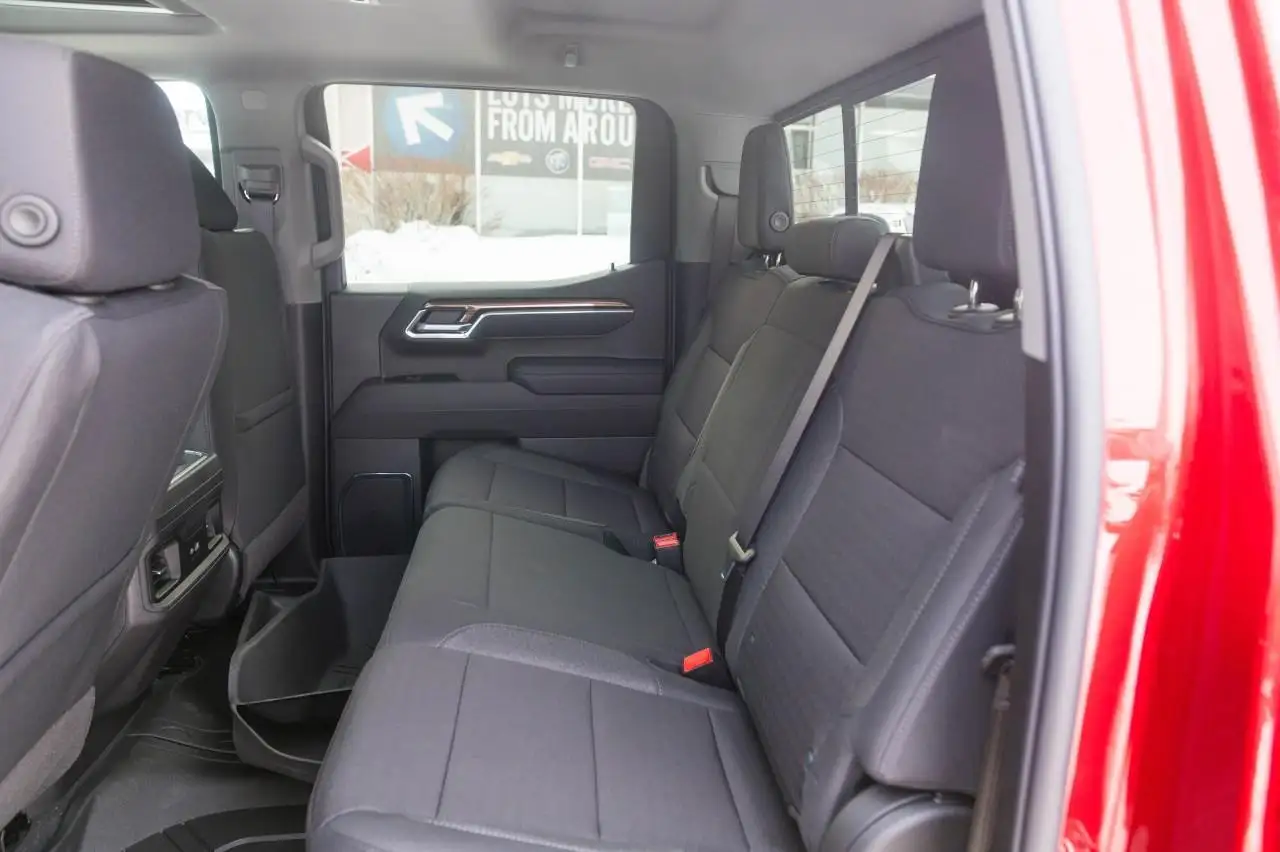 Chevrolet Silverado 1500 снимка Chevrolet Silverado 1500