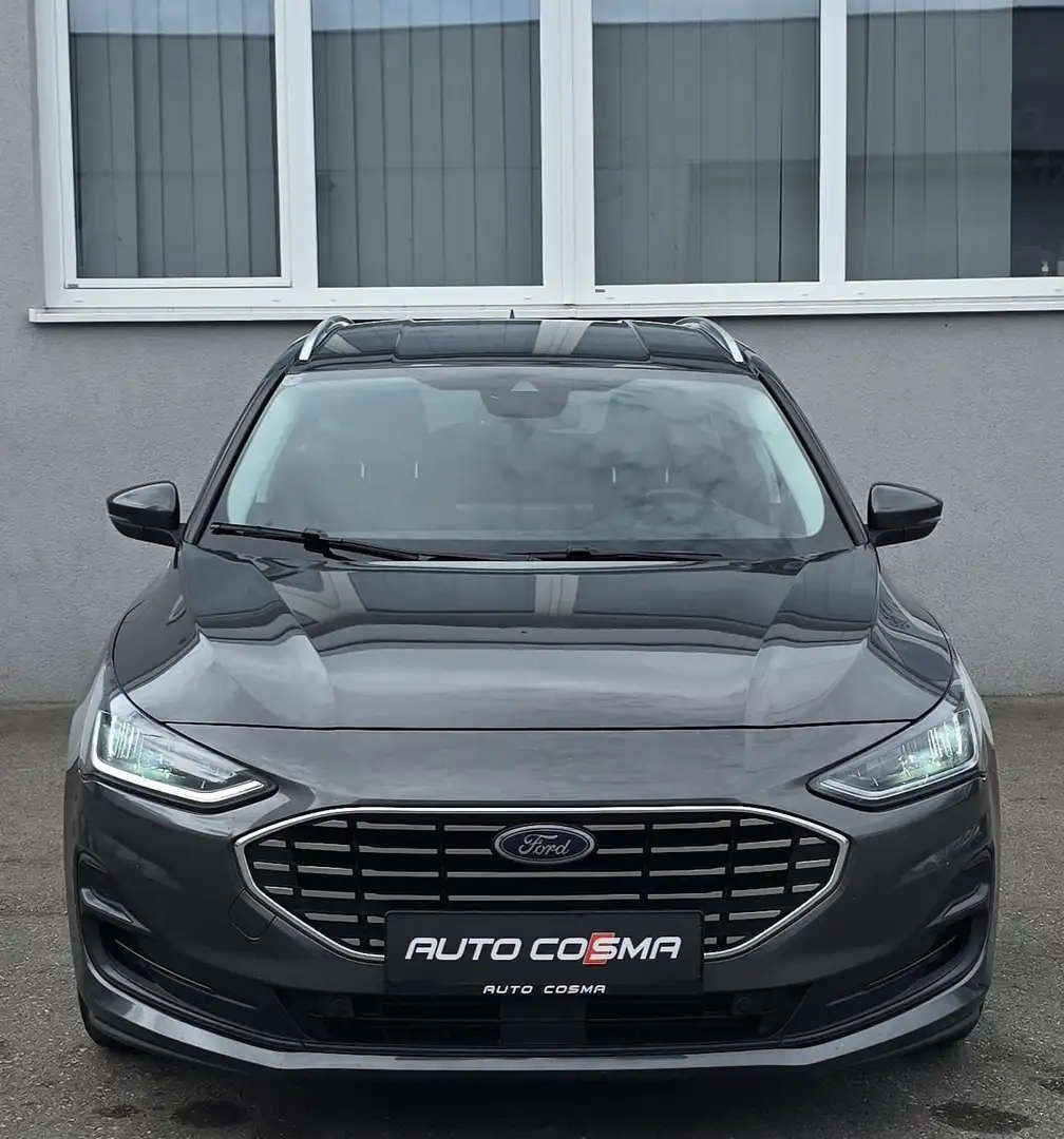 Ford Focus Titanium Grau - 2