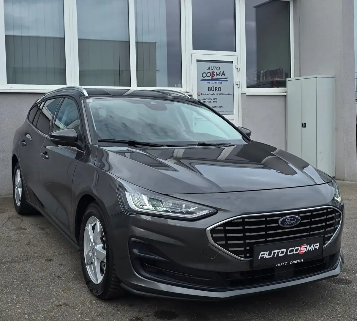 Ford Focus Titanium Grau - 1