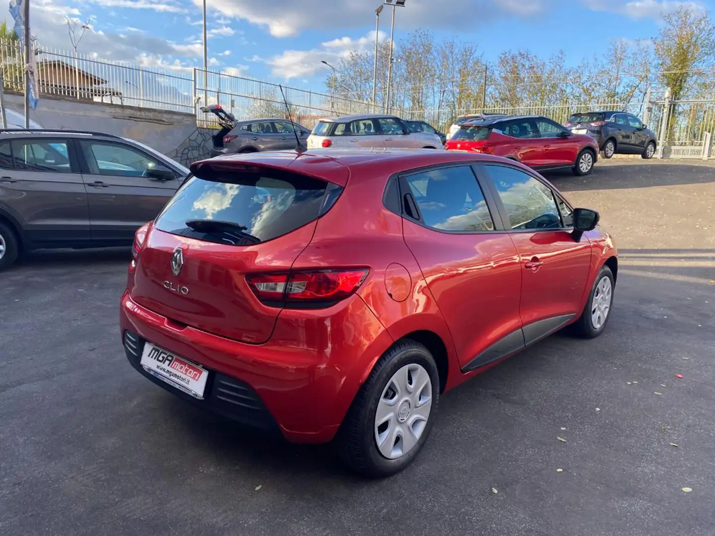 Renault Clio 1.2 75CV 5 porte Life Rosso - 2