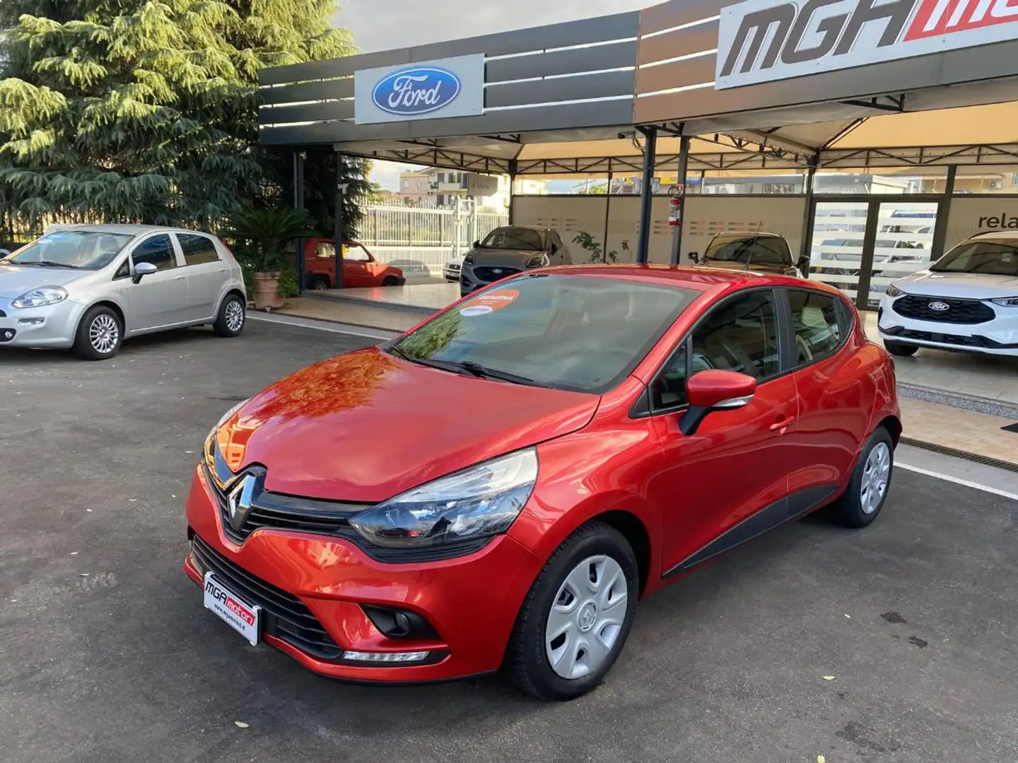 Renault Clio 1.2 75CV 5 porte Life Rosso - 1
